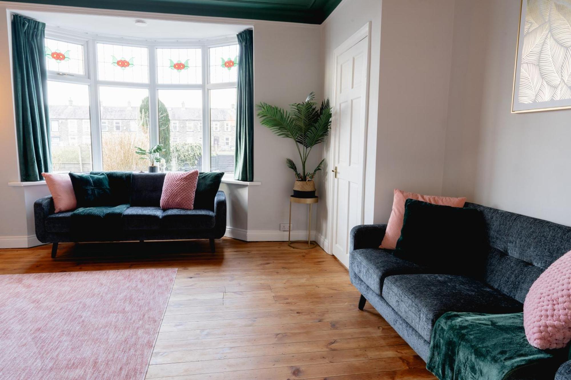 Bowling Terrace By Above Rubies - Stylish, 3 Bedroom, Pet Friendly House In Skipton Buitenkant foto