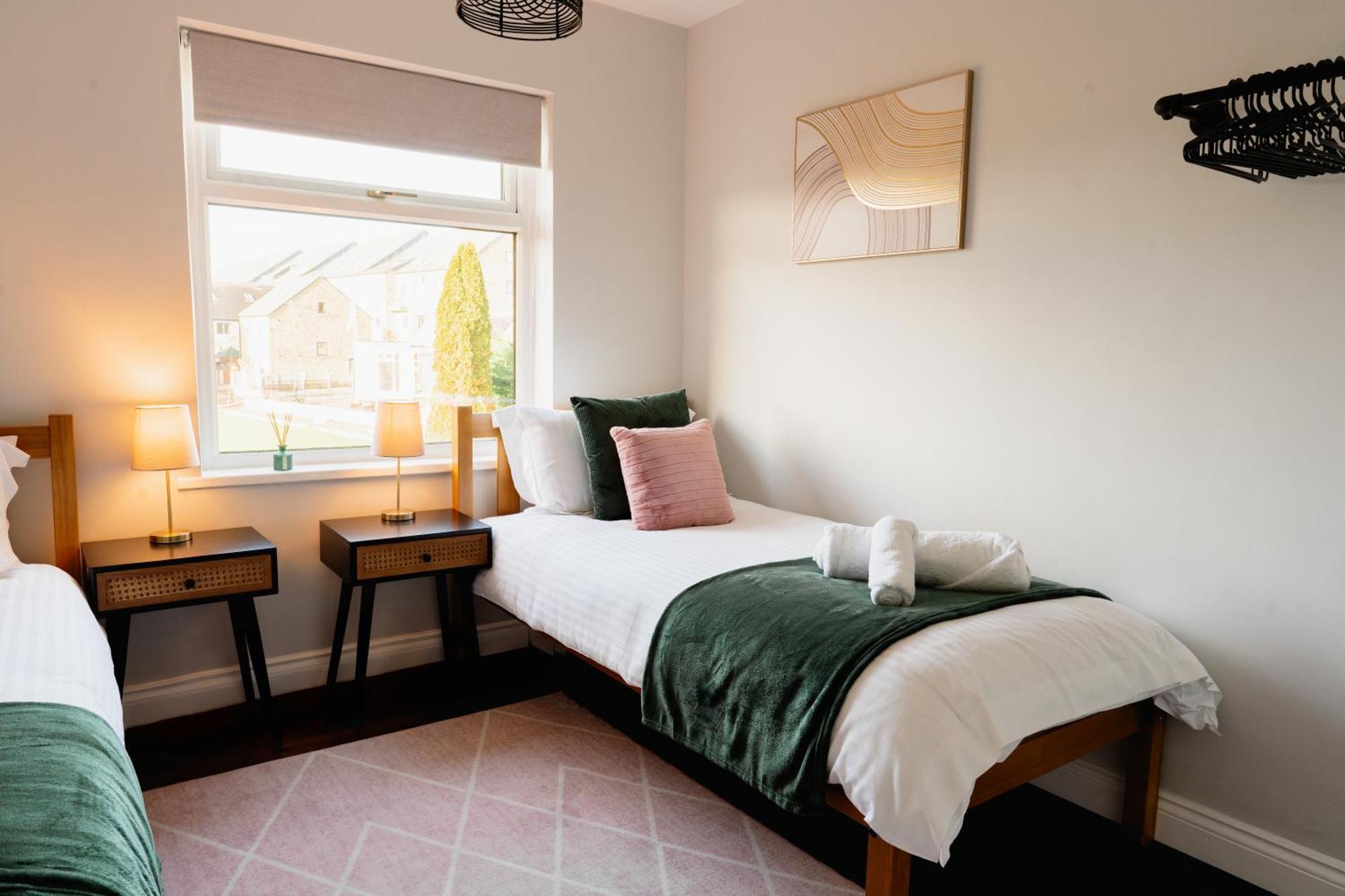 Bowling Terrace By Above Rubies - Stylish, 3 Bedroom, Pet Friendly House In Skipton Buitenkant foto